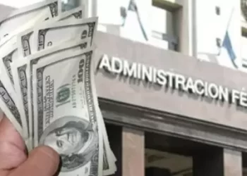 Positivo: Vuelan los depósitos en dólares: a cuánto están de romper el récord histórico