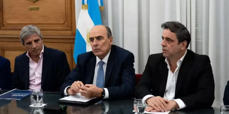 El Gobierno relativizó el ajuste en las provincias, no ser de US$60.000 millones