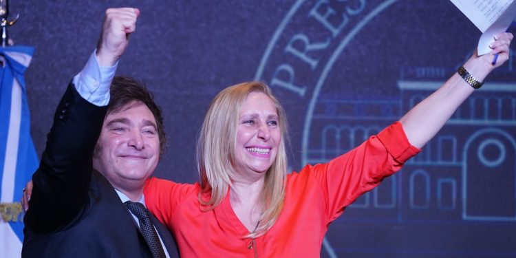 Nueva encuesta electoral y fuerte dispersión para 2025: el líder tiene 31% y el segundo, 17%