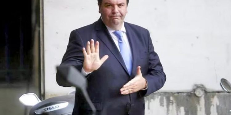 Lobby: Ariel Lijo ordenó a la RAE eliminar de su diccionario una acepción discriminatoria de la palabra judío