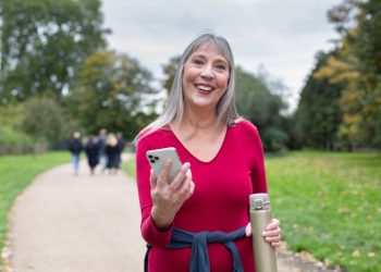 Caminata a los 50 años: recomendaciones y lo que hay que evitar si el objetivo es quemar calorías con este ejercicio