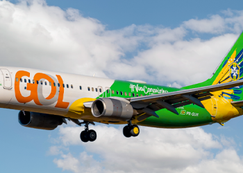 El Gobierno oficializó la habilitación de tripulaciones y aeronaves extranjeras para operar en el país