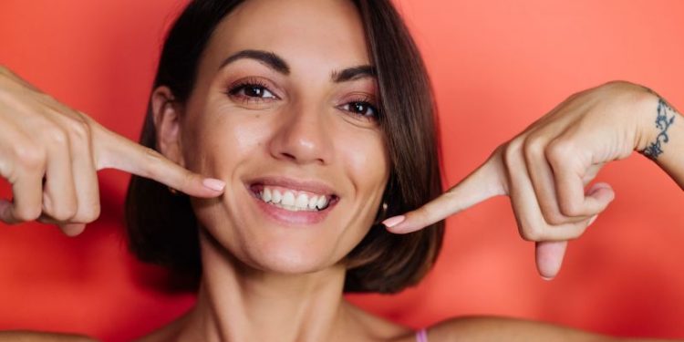 Comenzaron a testear el medicamento que regenera los dientes: cuántas personas participan de la prueba y cómo sigue la investigación científica