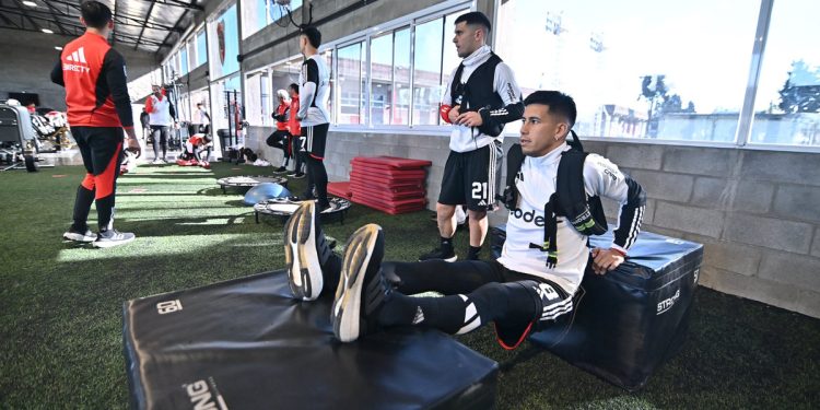 Cómo está Maxi Meza y de qué depende su presencia ante Colo Colo