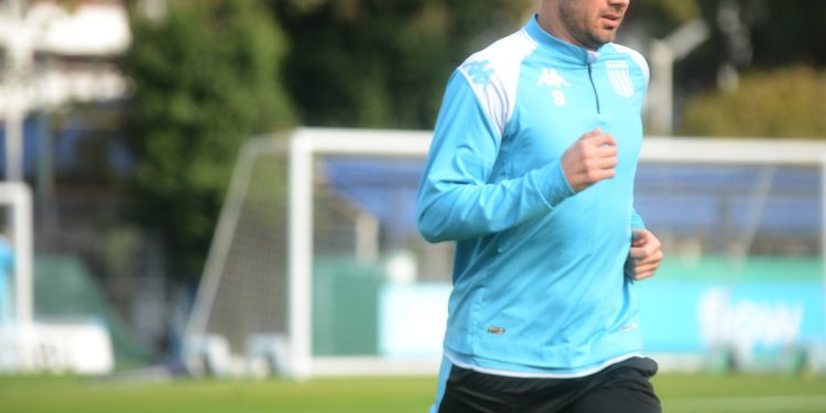 Cómo le fue a Maravilla Martínez contra Boca, su vuelta en Racing y la sed de revancha recargada