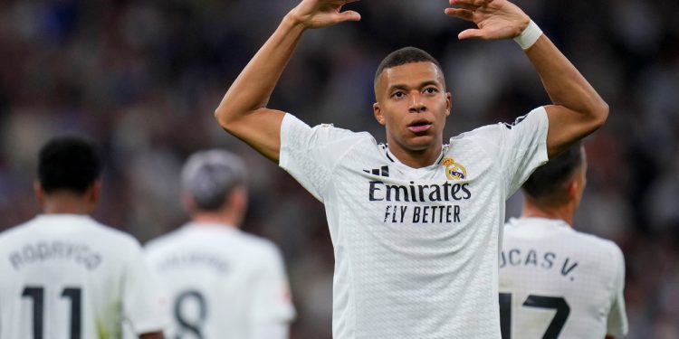 Con un final de suspenso, el Real Madrid ganó antes del clásico