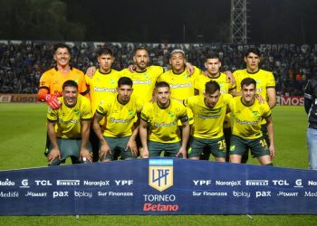Defensa quiere salir de su preocupante momento ante San Lorenzo