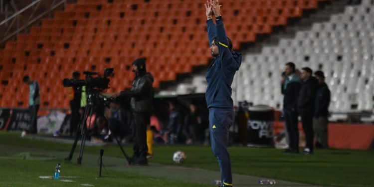 Diego Martínez, la defensa del juego de Boca y “al final se me nubló todo”