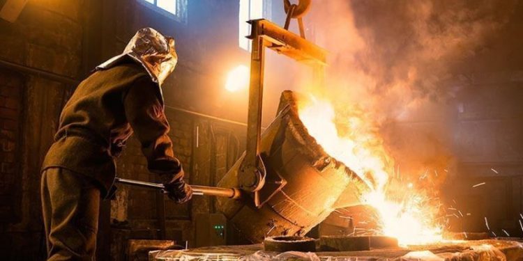 Dónde pega más la baja del impuesto PAIS y la condición de la industria para salir del cepo