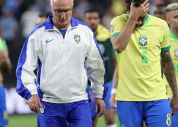 Dorival Júnior, de la confianza a la autocrítica tras la derrota de Brasil