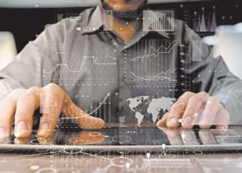 EE.UU. ofrece sueldos de hasta 3.000 dólares para empleados latinos