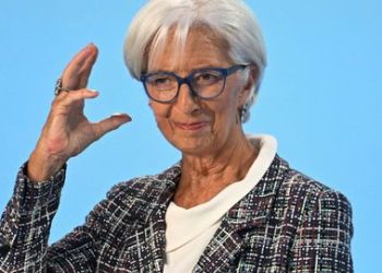 El BCE baja los tipos de interés 25 puntos básicos y asume un peor horizonte económico