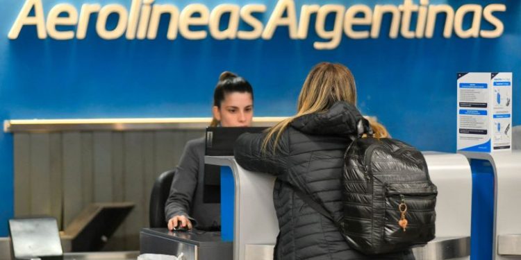 El Gobierno apunta contra los gremios aeronáuticos y se profundiza el conflicto: “El aumento que les podemos conceder es del 0%”