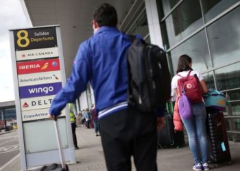 El Gobierno declaró la esencialidad del servicio aeronáutico