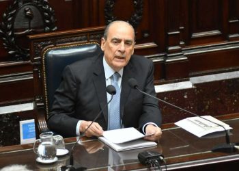 El jefe de Gabinete Guillermo Francos recibió el alta y retomará sus funciones
