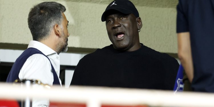 El motivo por el que Michael Jordan fue visto con los ojos amarillos en un partido de Champions