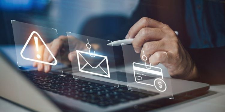 Eliminalas ya: las aplicaciones con virus más peligrosas que saben todo lo que haces en tu celular