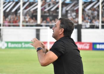 Es oficial: Colón cerró a su nuevo técnico para la recta final del Nacional