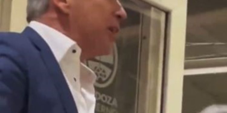 Fassi: “Merlos me pegó una trompada en el pómulo”