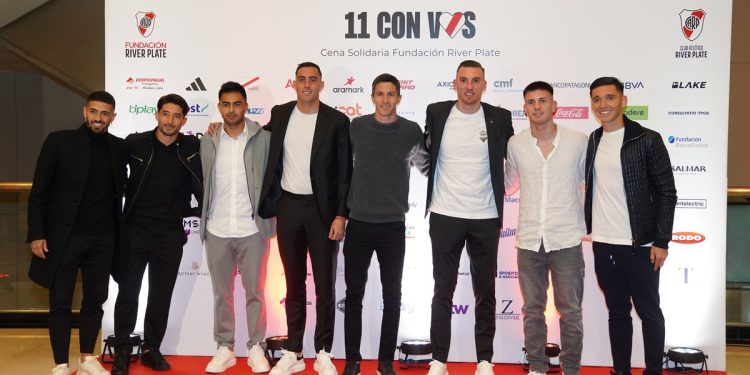 Gallardo, sin tiempo para galas: ocho jugadores en la cena de la Fundación River
