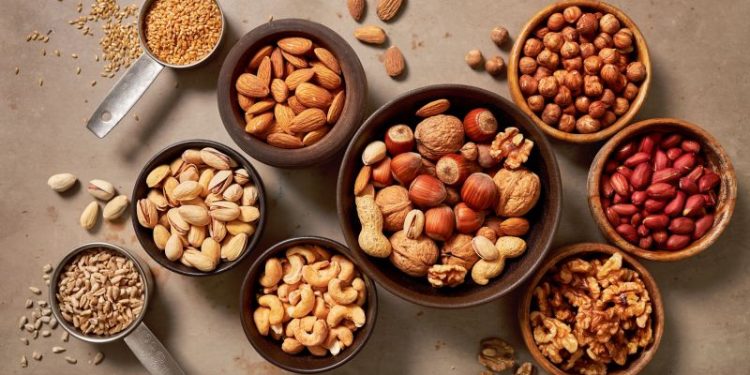 Ganá músculo: el fruto seco que más proteínas tiene y que es ideal para deportistas