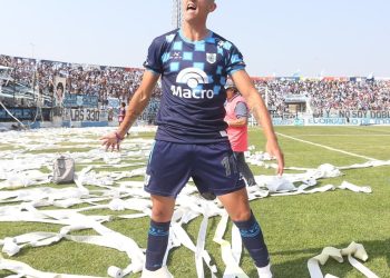 Gimnasia de Jujuy festejó en el clásico y Almirante perdió dos puntos en el final