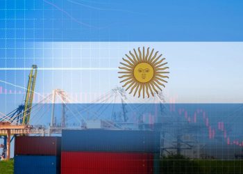 Importaciones: el mercado anticipa más demanda de divisas desde septiembre