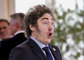 La crisis, la rebelión en la UCR y las confesiones de medianoche en la Quinta de Olivos