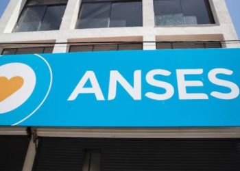 Jubilados ANSES: con aumento y cambio de fechas por el feriado, cómo queda el calendario de octubre