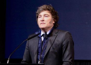 La encuesta que más preocupa a Javier Milei y mira todo el Círculo Rojo