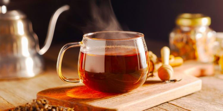 La hierba medicinal que se puede agregar al té o al mate, que es un gran antioxidante y reduce el colesterol malo