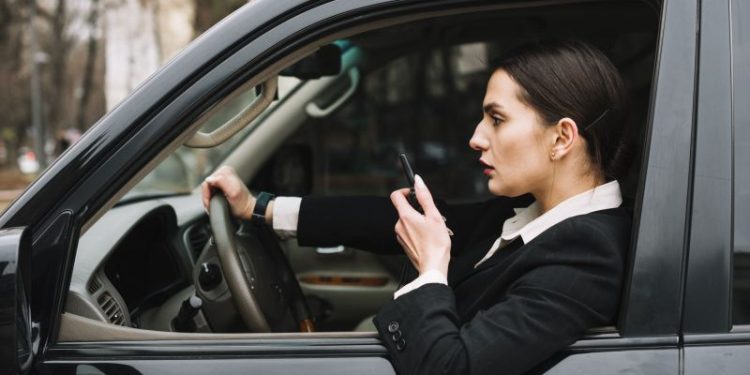 Las palabras que nunca hay que decir si te paran con el auto en un control de tránsito