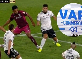 Los audios del VAR justificando por qué no expulsaron a Borja en Colo-Colo vs. River