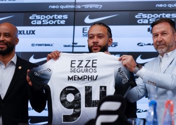 Memphis Depay, presentado en el Corinthians: “Pensé qué puedo hacer para ser más feliz, por eso estoy aquí”