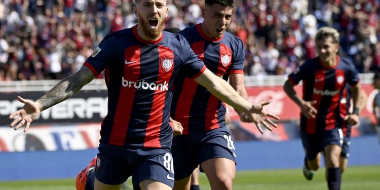 Muniain: el doblete, el festejo de su pareja y hace cuánto no convertía un gol un español en el fútbol argentino