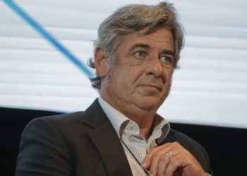 ¿Atentado al Pte de La Rural para medir reacciones?: Dos paquetes con explosivos y falta de prevención con una SIDE sin profesionales ni presupuesto