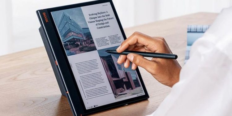 Pantallas innovadoras: más marcas lanzan celulares y tablets con tinta electrónica