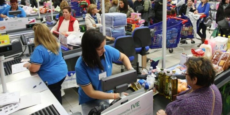 Paritarias de empleados de Comercio: con aumento, cuánto cobro en octubre