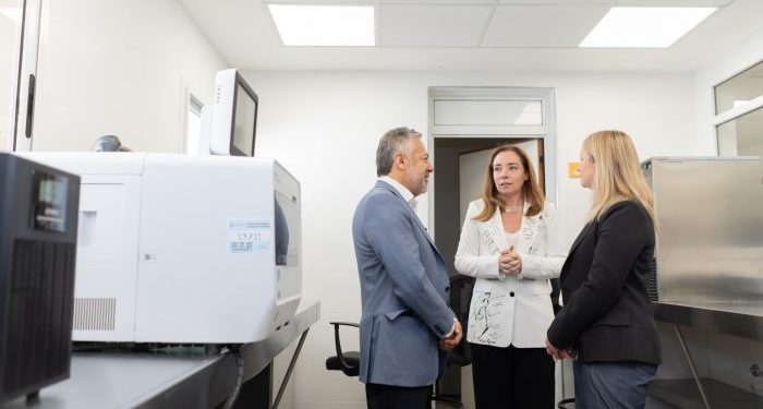 “Queremos que esté bien el personal de salud, pero debemos compatibilizar con el interés de los pacientes”
