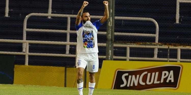 Renzo Tesuri con Olé: “El Morro lo había dicho, no somos robots”