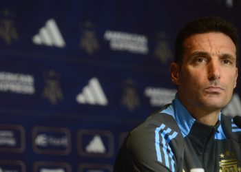 Scaloni, a fondo: la capitanía, la 10 de Messi, el homenaje a Di María y cómo está Mac Allister