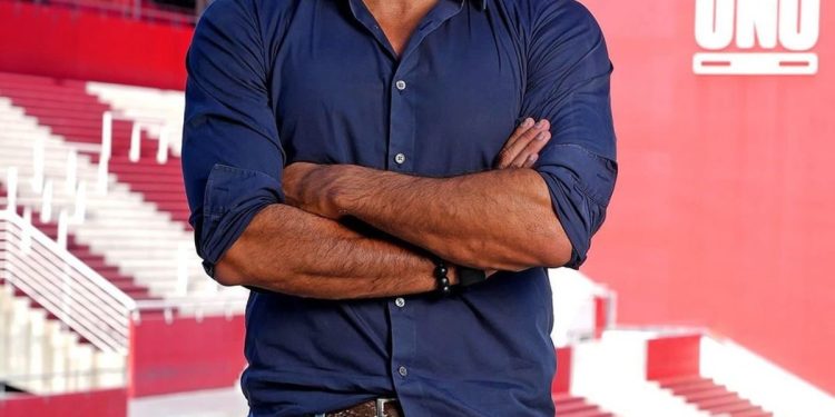 ¿Se viene la remodelación? El guiño de Verón sobre la cancha de Estudiantes