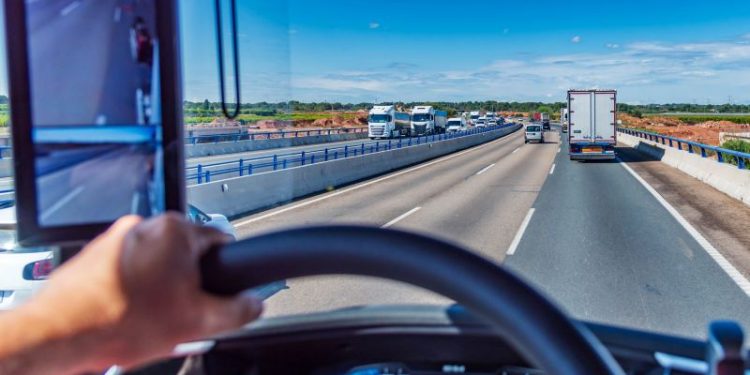 Positivo II: Sturzenegger avanzó contra una “caja” de más de $ 500 millones asociada a Moyano