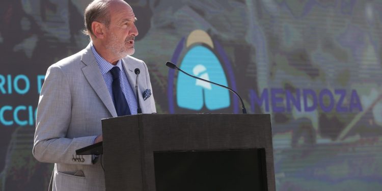 Subastas, foros y capacitaciones: anuncian iniciativas para el desarrollo industrial y la empleabilidad en Mendoza