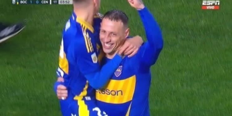 Video: el golazo de tiro libre de Lema para el 1-0 de Boca