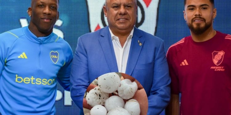 Video: ¡empezó a caer granizo en plena conferencia de Advíncula y Paulo Díaz!