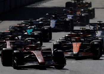 Video: la largada de Colapinto en Bakú con un premio extra