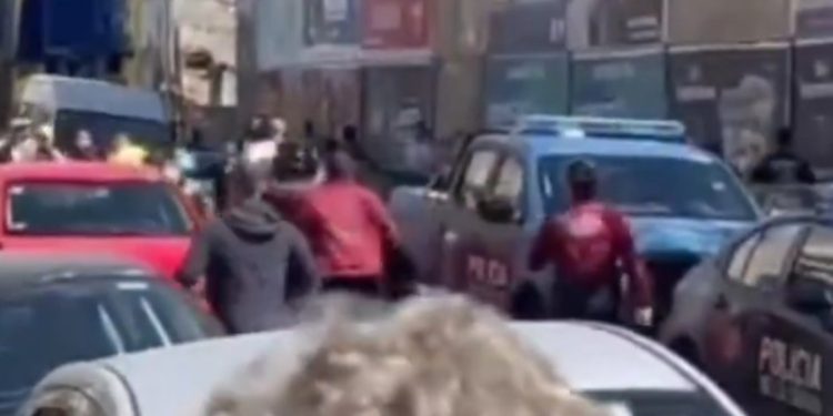 Video: represión a los hinchas de Atlanta