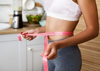 Vuelve el verano: el ejercicio infalible para bajar de peso y eliminar esos kilos de más