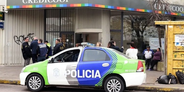 Curioso “golpe comando” a un banco Credicoop de La Plata. Se habla de una cifra millonaria pero la entidad no da cifras